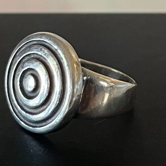 Vintage Lisa Jenks Heavy Silver Ring - Sz 7 - Picture 4 of 8
